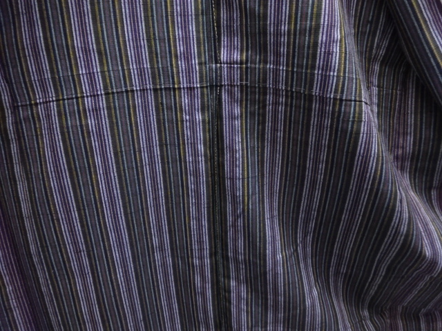  縞模様織出し単衣着物